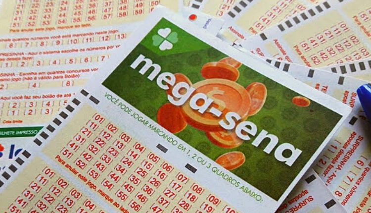 Mega-sena acumulou, mas 65 apostas ganharam quase 28 mil reais na quina/ Crédito: Folha Go