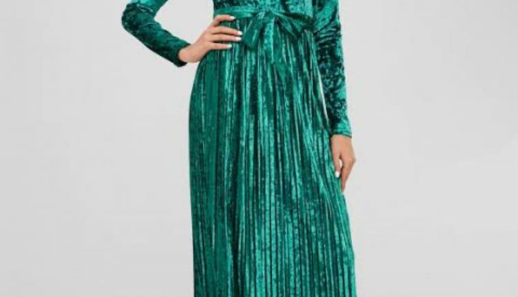 Verde plissado nos vestidos: super em alta na moda; veja mais
