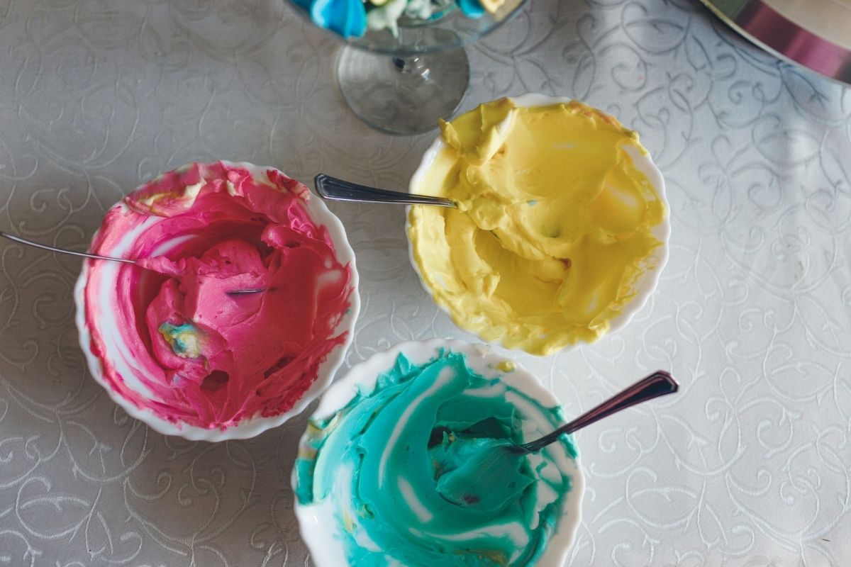 Receita de chantininho: aprenda a fazer a cobertura com resultado de profissional (Fonte: Canva Pro)