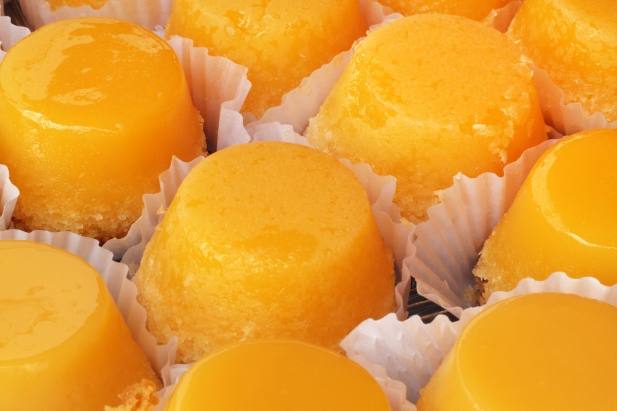 Como fazer quindim: Veja como é fácil e fica bem cremoso/ Fonte: Canva