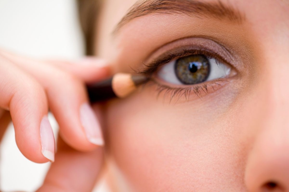 como fazer delineado gatinho - canva