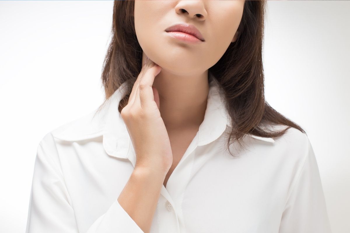 Problemas com rouquidão: veja o que fazer para tratar em casa! (Fonte: Canva) Problemas com rouquidão: veja o que fazer para tratar em casa! (Fonte: Canva)