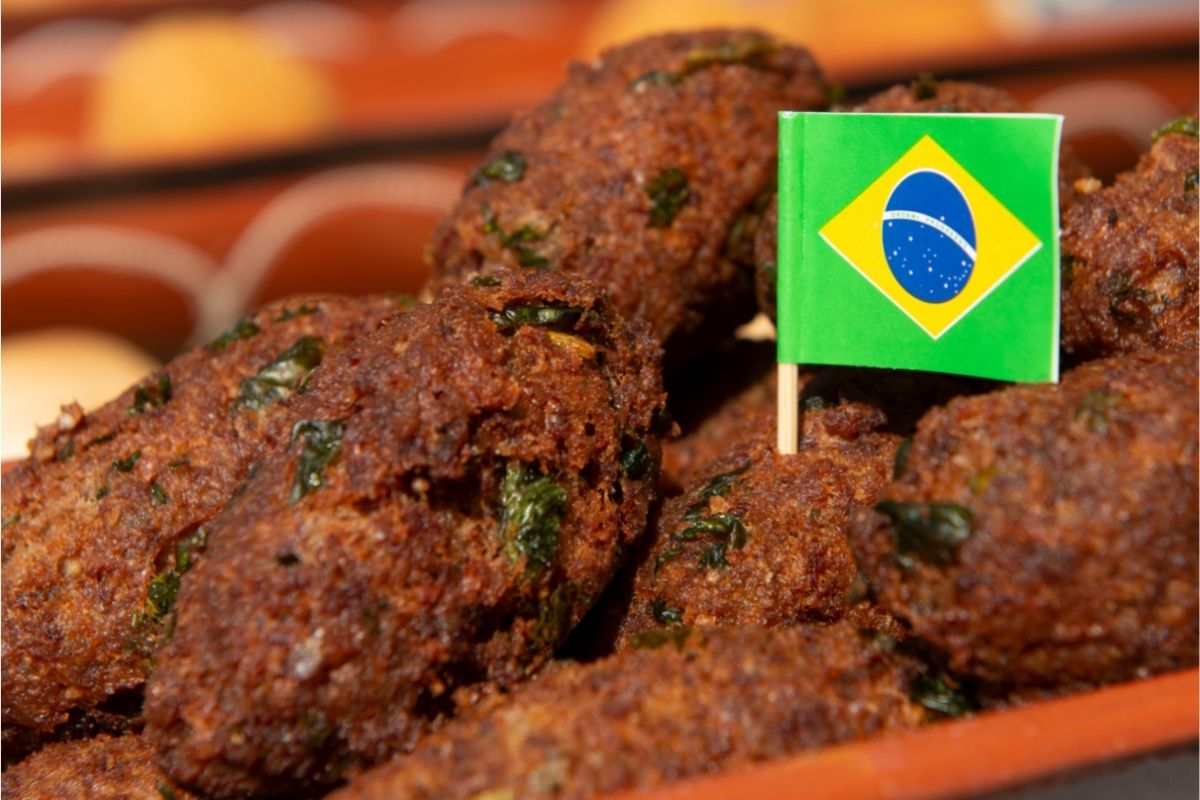 Bolinho de feijoada - Receita inacreditável, é PERFEITA! - Foto: Canva Pró Bolinho de feijoada - Receita inacreditável, é PERFEITA! - Foto: Canva Pró