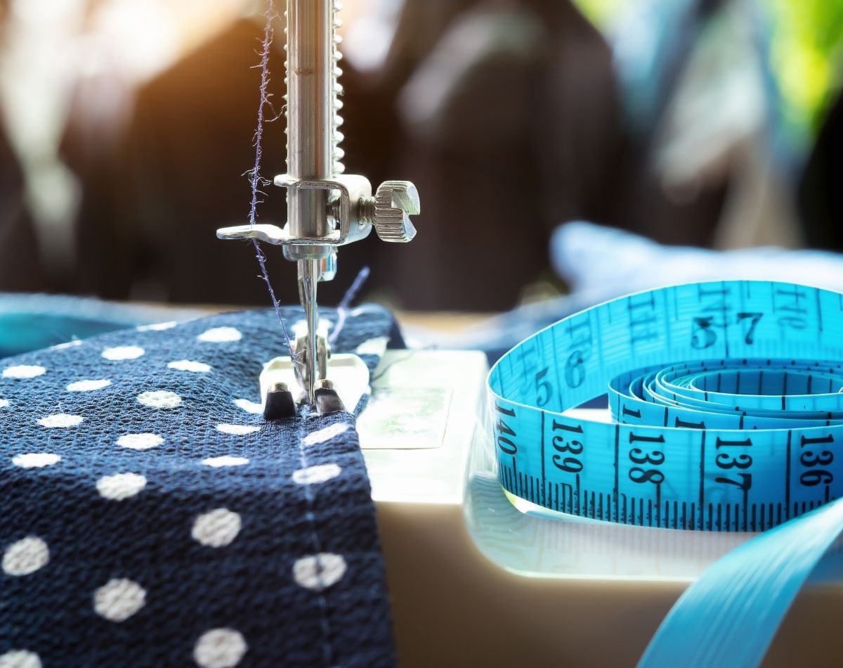 3 dicas fundamentais de como aprender a costurar: é mais simples do que parece! - foto: Canva