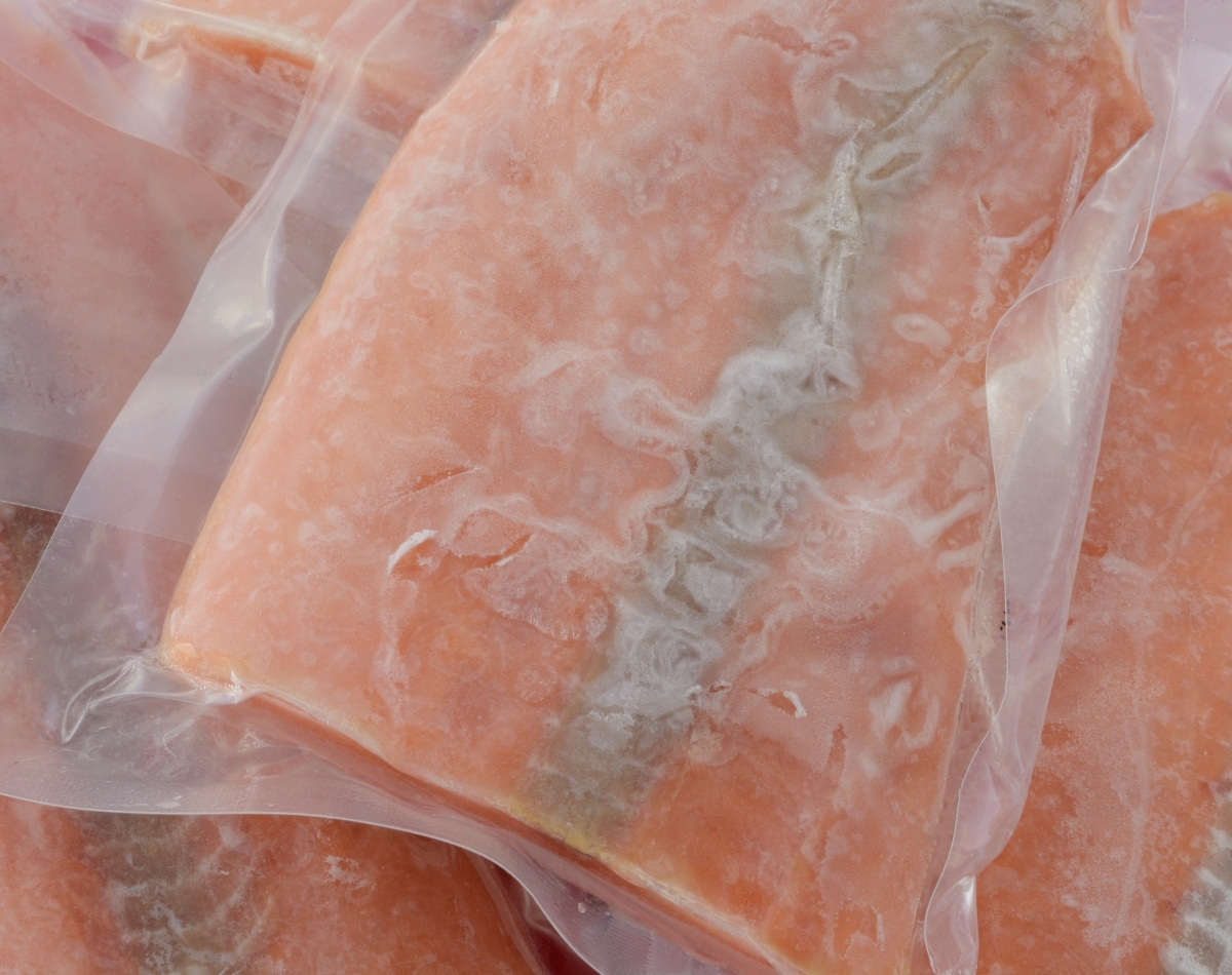 Aprenda como descongelar carne rápido de duas formas! - foto: Canva