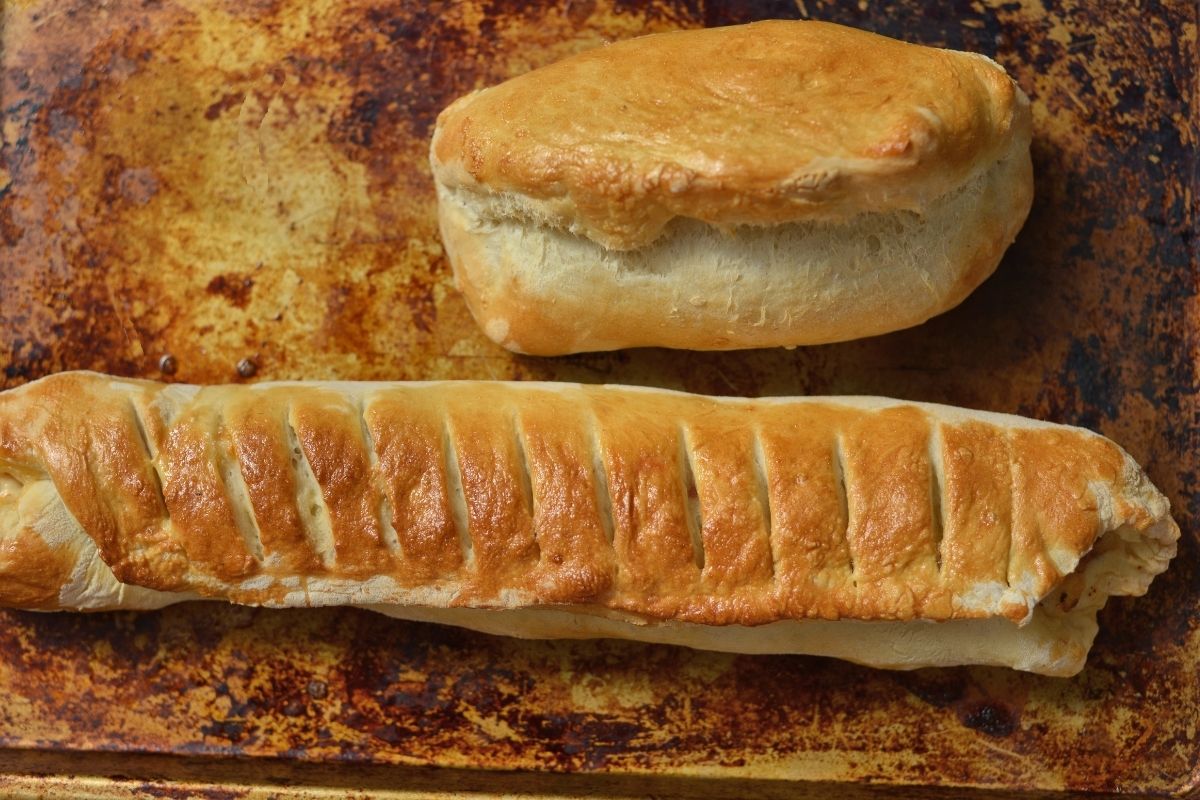 O melhor pão caseiro do mundo se faz assim, com poucos ingredientes e sem demora (Fonte: Canva Pro)