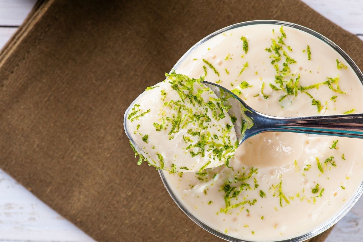 Como fazer mousse com gelatina de sabor: dicas do chefe para não errar! Como fazer mousse com gelatina de sabor: dicas do chefe para não errar! (Fonte: canva Pro)