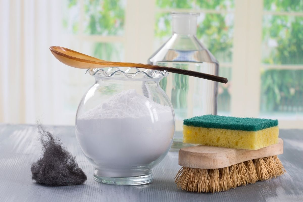Como limpar parede com bicarbonato? Dessa forma ficará tudo limpinho e cheiroso, confira - Foto Canva Pró