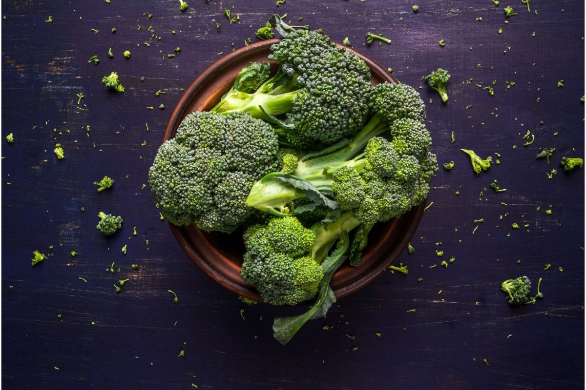 Como fazer brócolis gratinado: receita simples e saborosa - Foto: Canva Pró