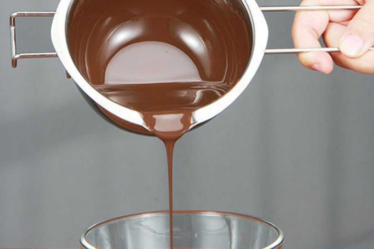 Receita caseira maravilhosa de como fazer chocolate de panela com nescau - Foto: canva.