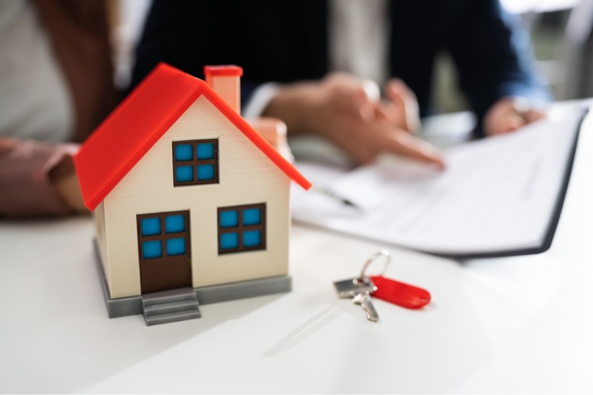 Como fazer contrato de aluguel residencial simples?