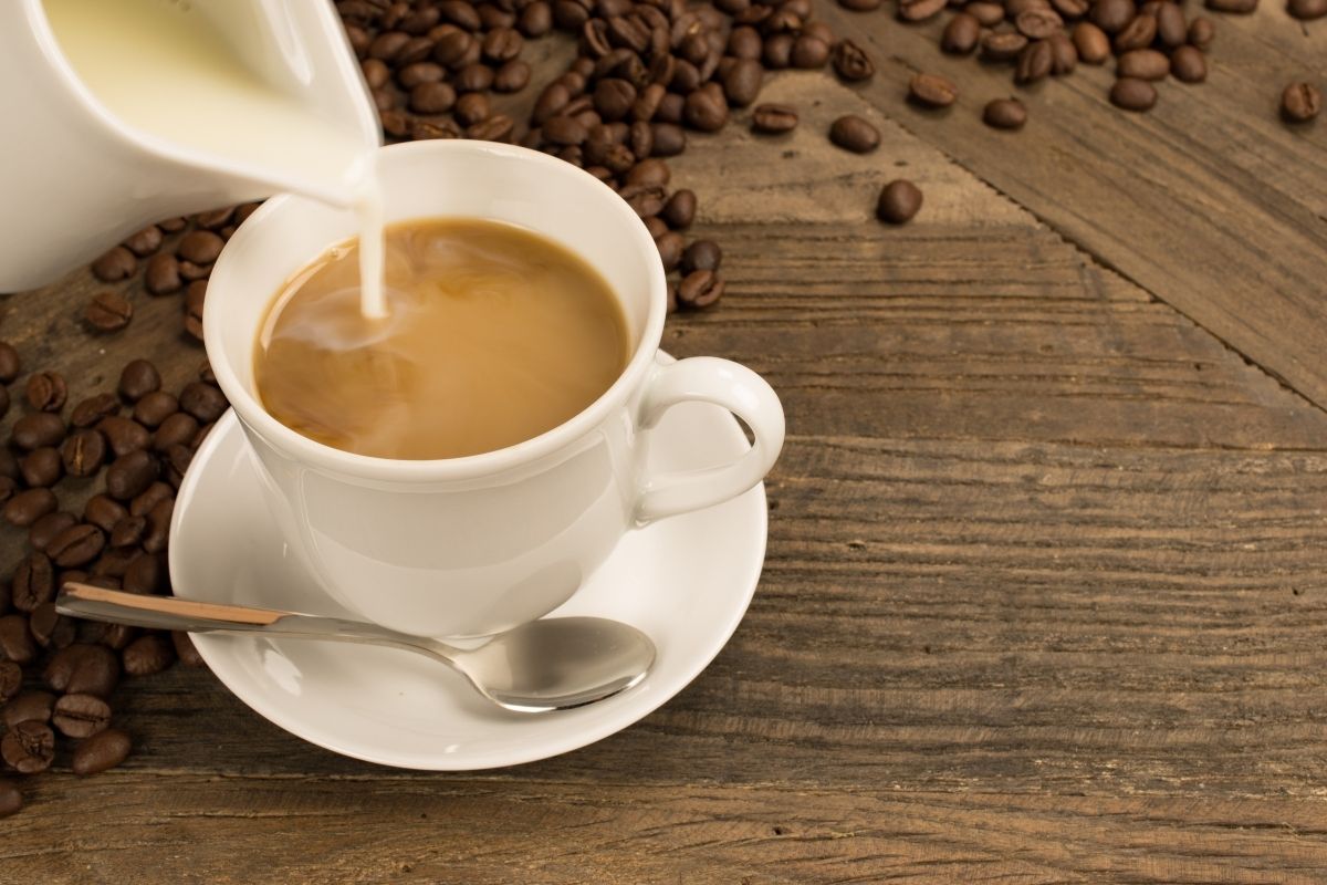 Como fazer um café gostoso e diferente? Veja esse método! – Almanaque