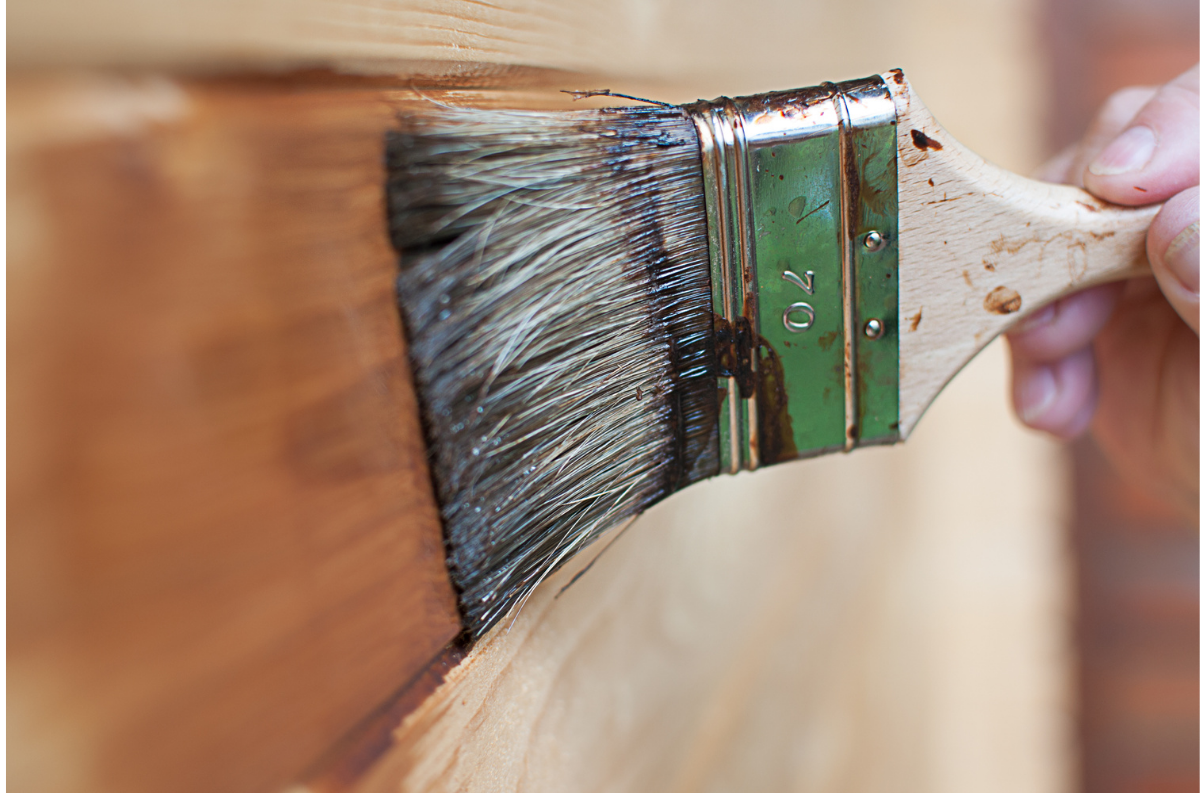 Pintura parecida com madeira: método revelado dos pintores Fonte: Canva