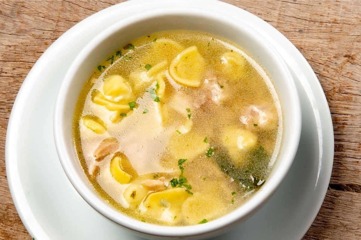 Essa não foi provada ainda! Como fazer sopa de capeletti italiana