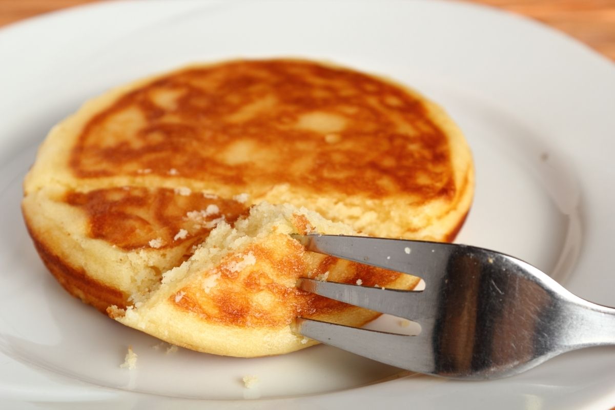 Deliciosa! Massa de panqueca americana simples, veja como fazer. Foto: Canva