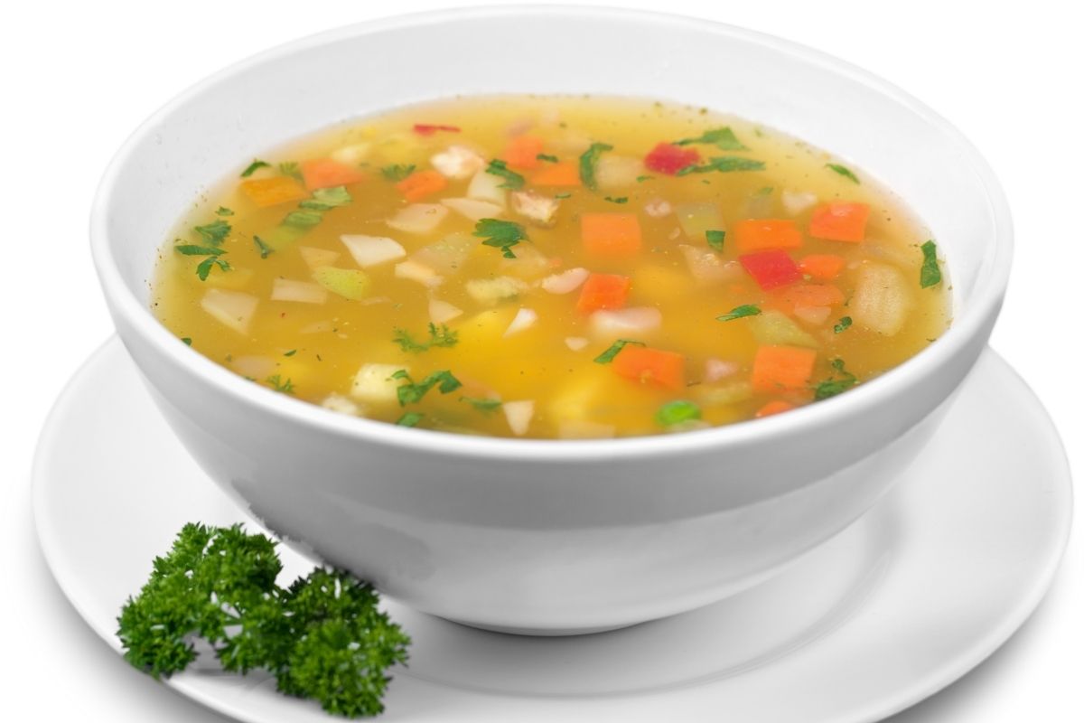 Descubra o que comer na dieta da sopa agora mesmo Fonte: Canva