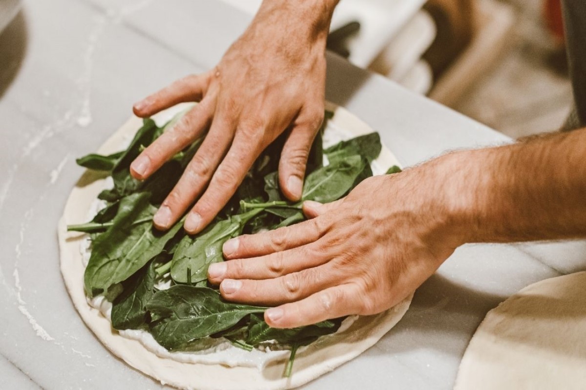 Como fazer pesto de espinafre? Dessa forma ficará bem mais melhor, confira o jeito certo de elaborar