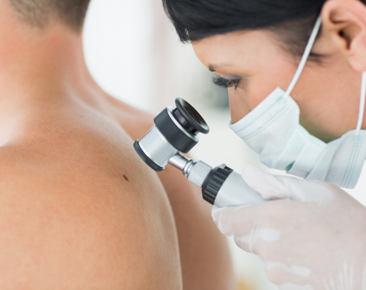 dermaplaning: 4 benefícios incríveis com este método - foto: Canva