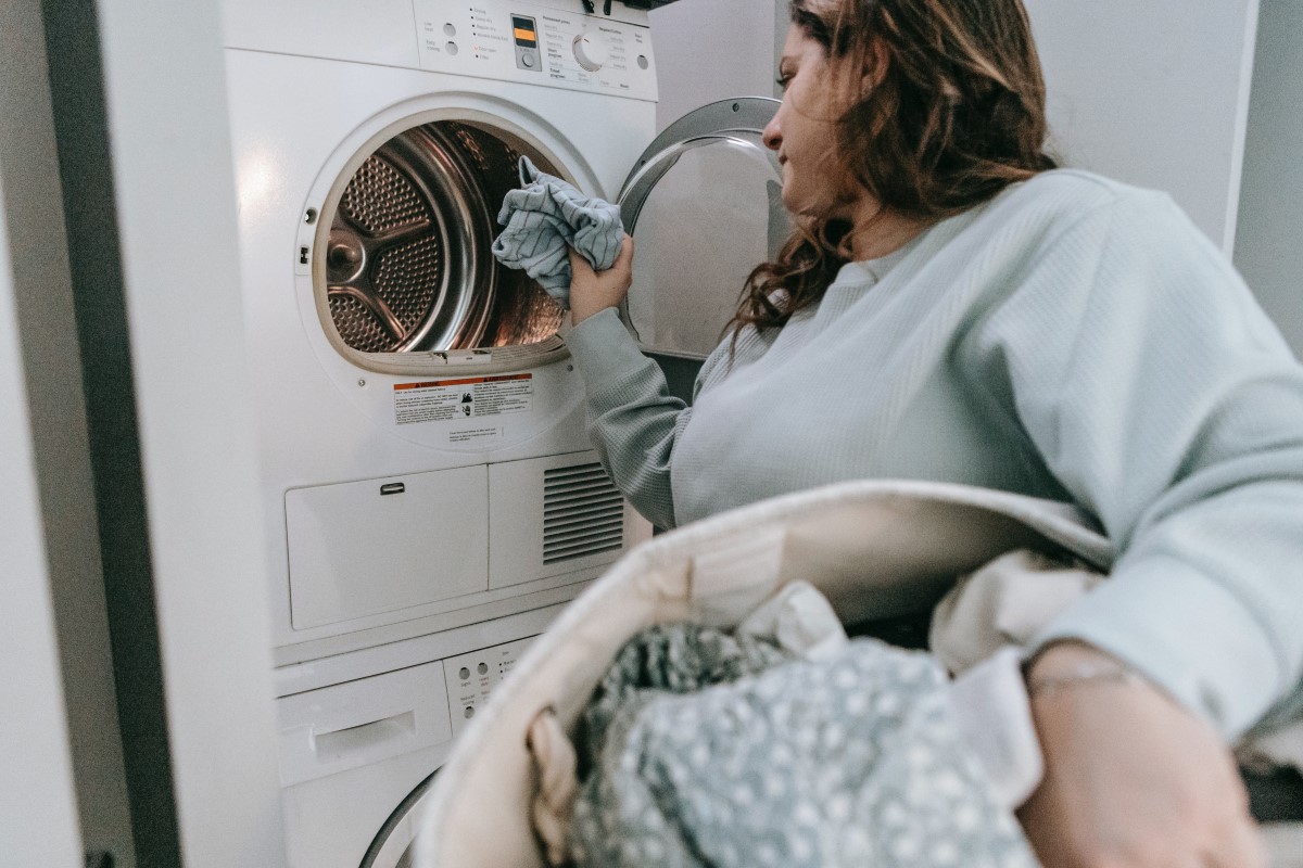 veja como fazer limpeza na máquina de lavar em casa, o que usar e como, saiba agora