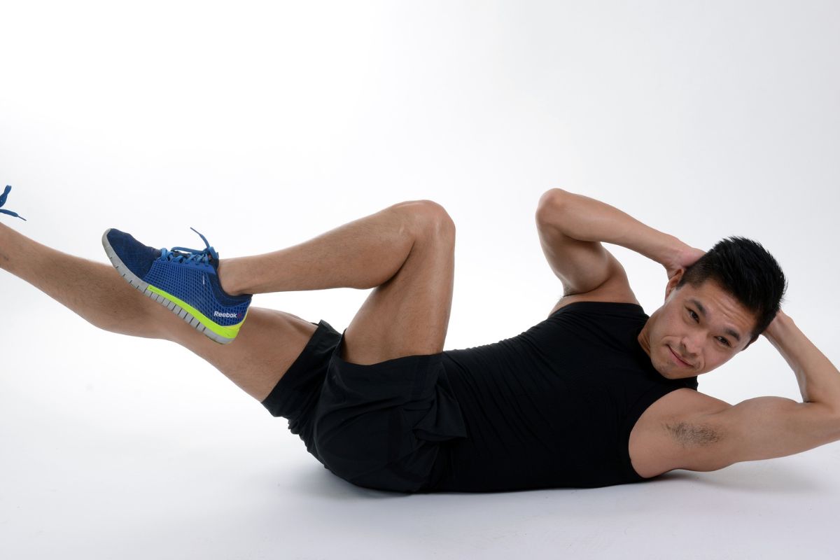 Faça abdominal do jeito certo: garanta o tanquinho com essas dicas!