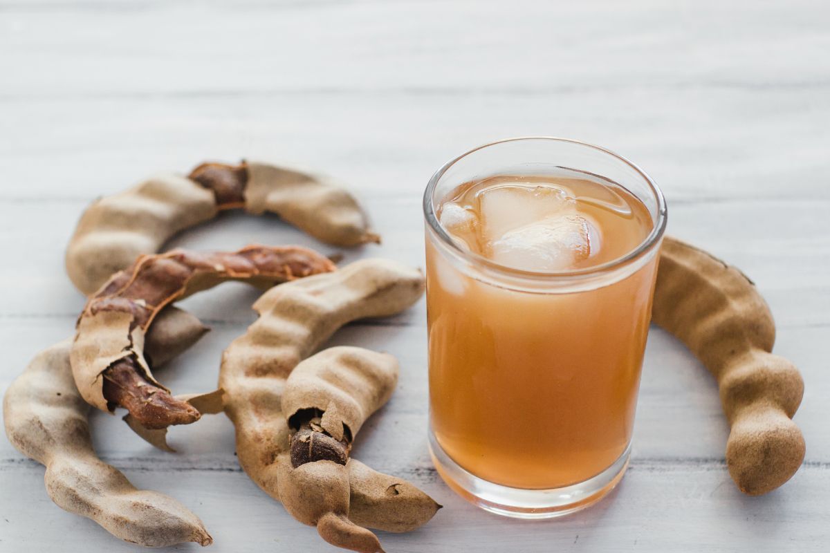 Você conhece o tamarindo? Confira os benefícios desse fruto para sua saúde! (Fonte: Canva Pro)