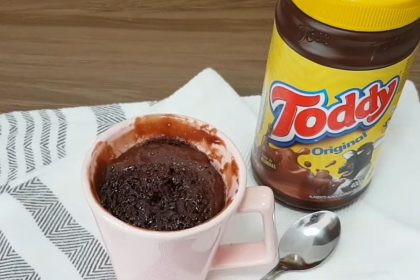 Brownie de caneca: apenas 1 minuto no micro; uma delícia!/ Fonte: 