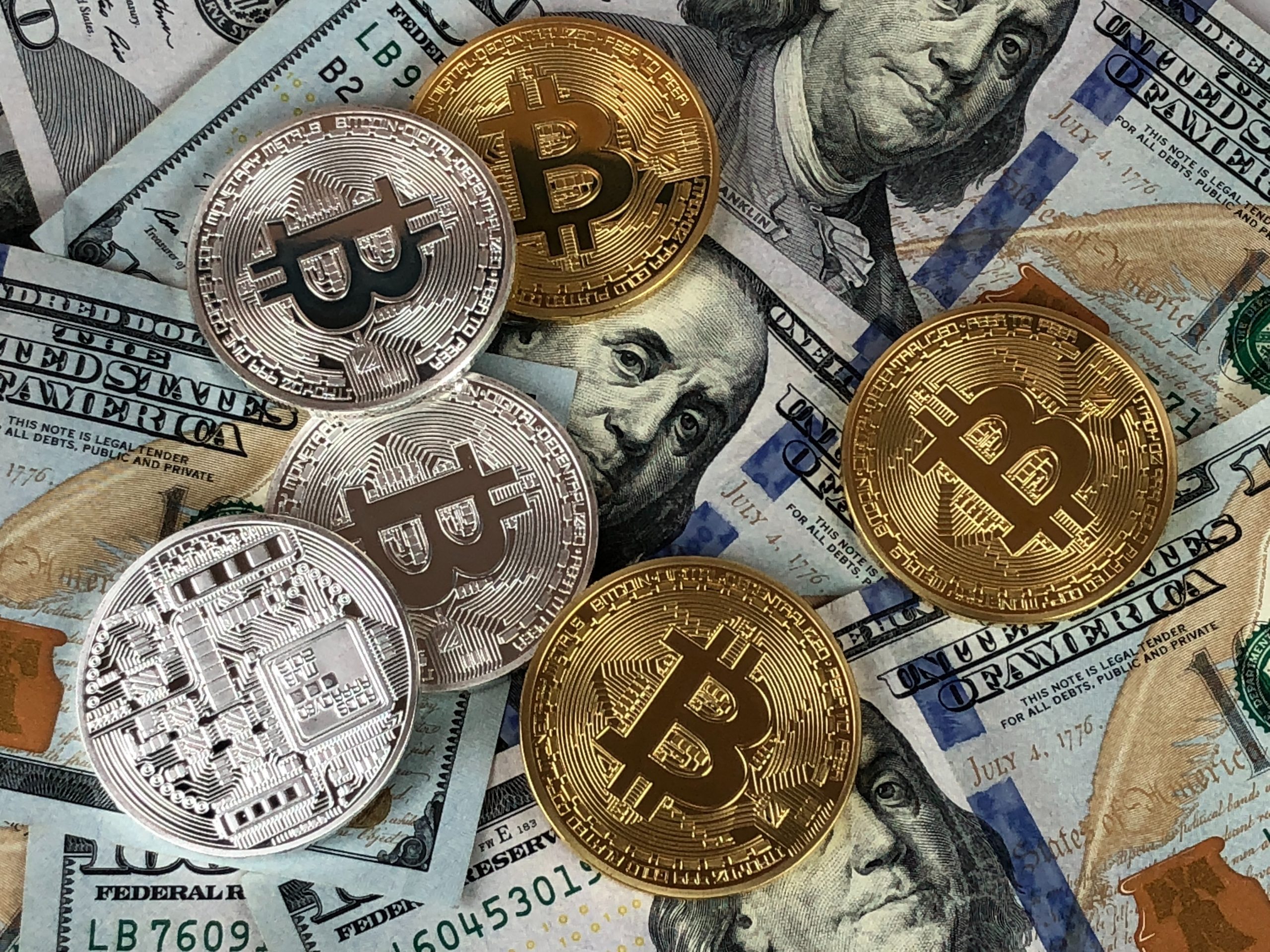 Fundador do Bitcoin é o 13º entre os mais ricos do mundo