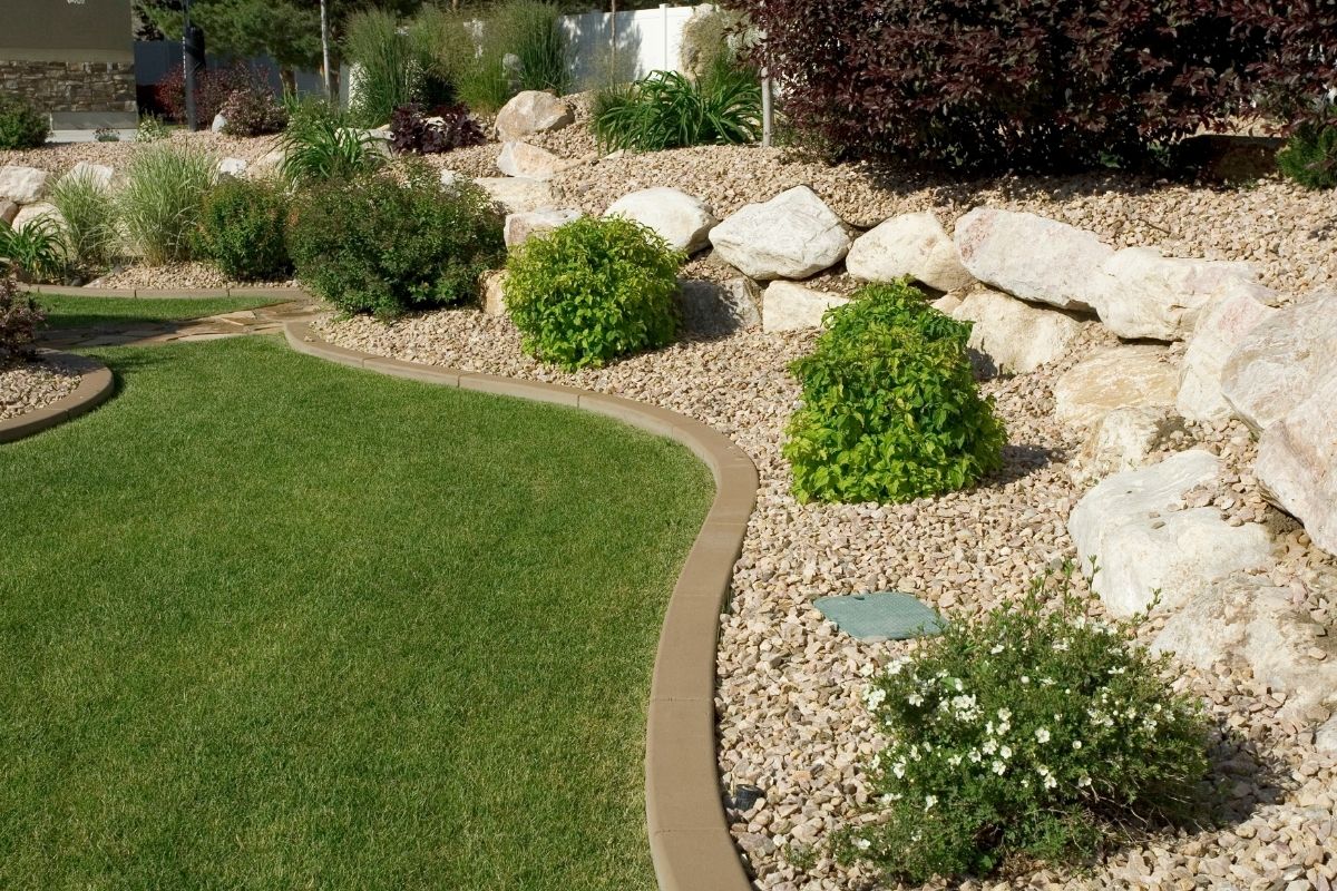 Transforme o jardim da sua casa com estes 5 passos; confira essas ideias geniais - Imagem Reprodução Canva
