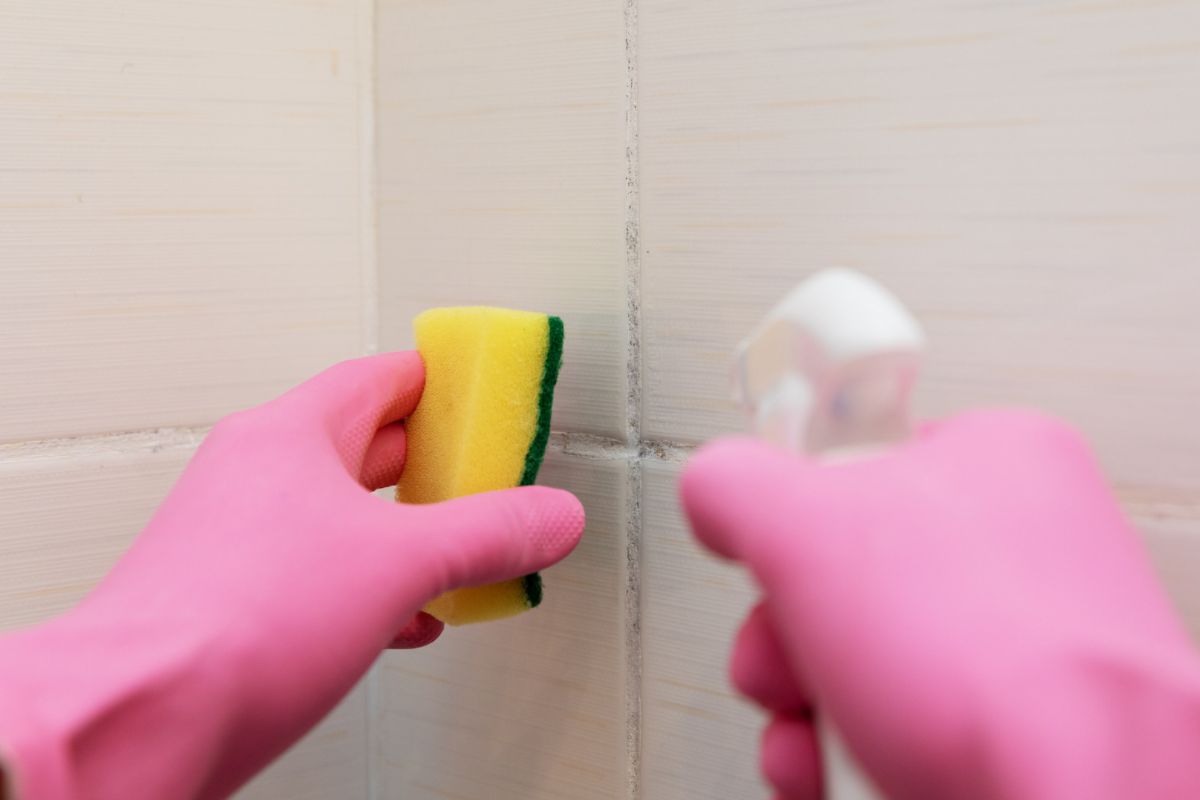 Rejunte de azulejos e pisos: mistura para uma limpeza eficiente
