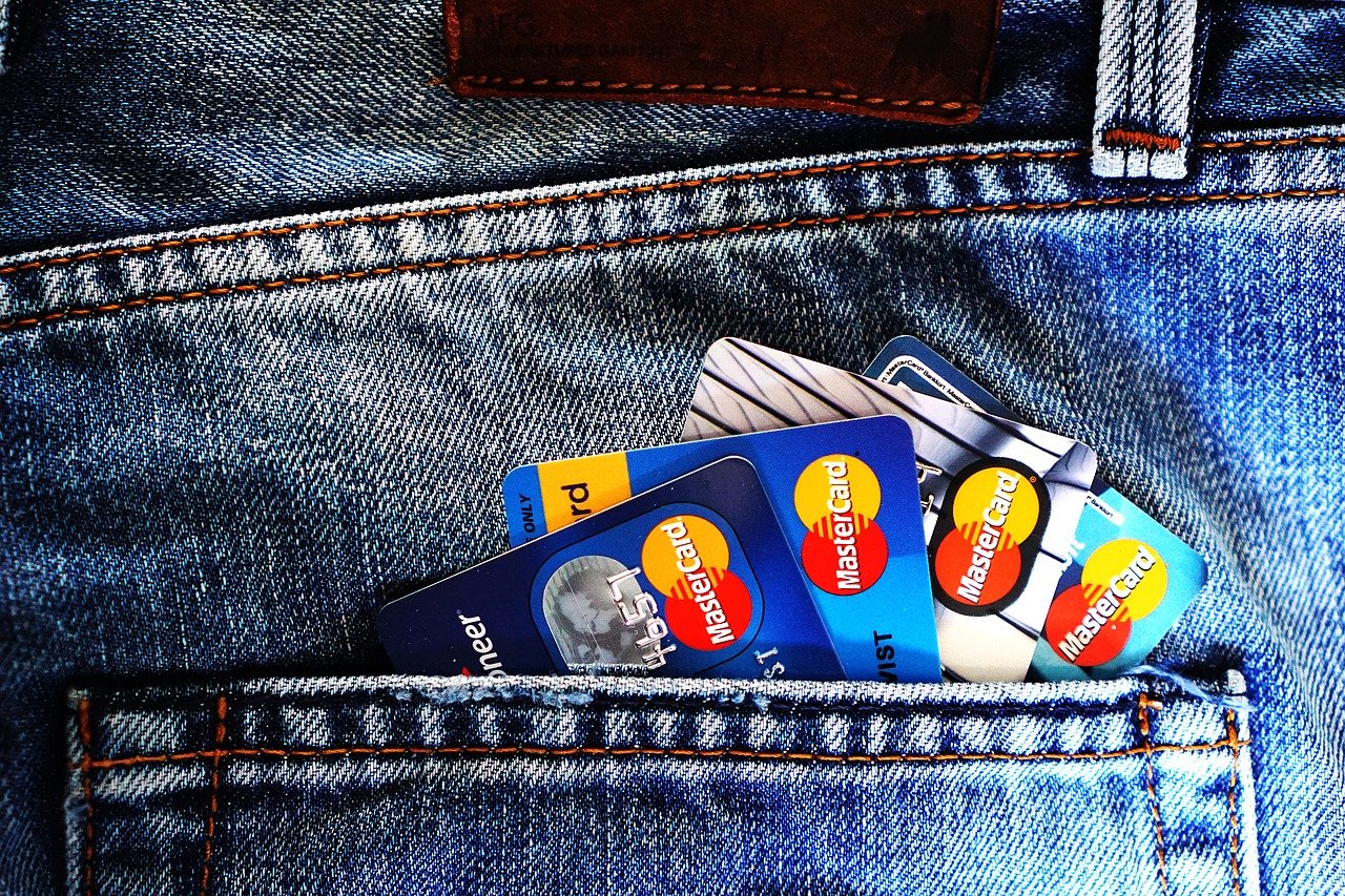 Como economizar usando o cartão de crédito