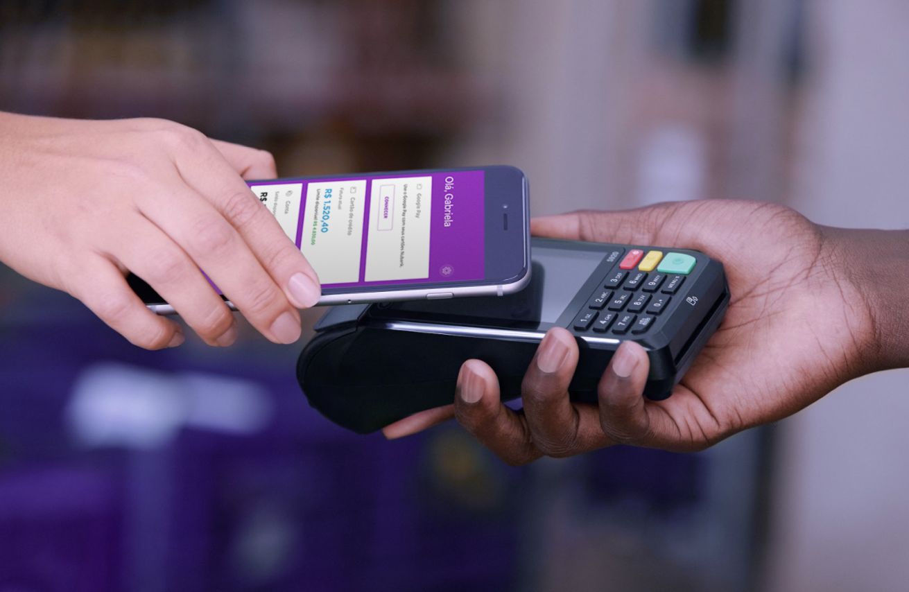 Nubank vai dar 200 reais para clientes? Entenda o que isso quer dizer
