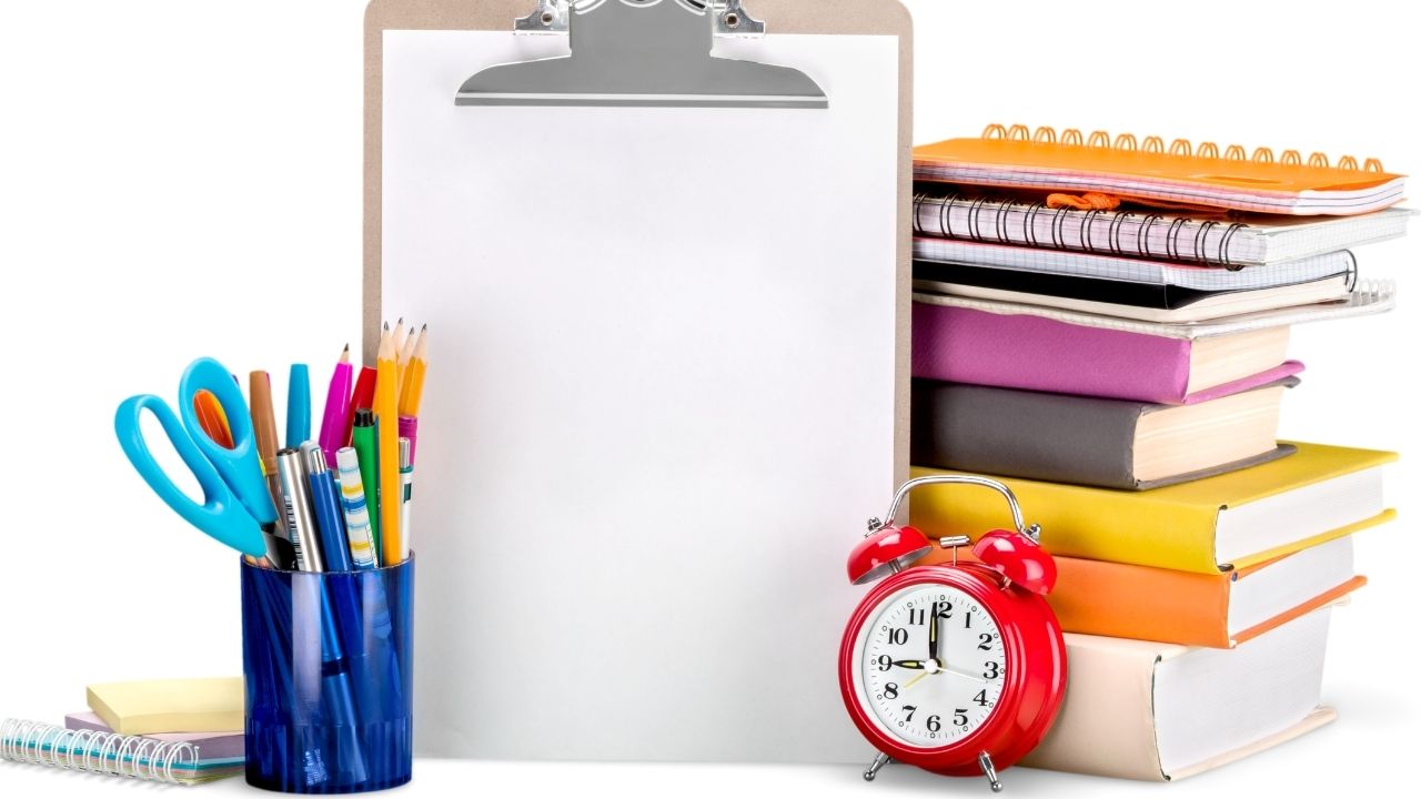 cartão material escolar em 2022