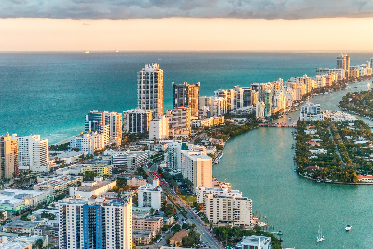 Como viajar para Miami gastando pouco?