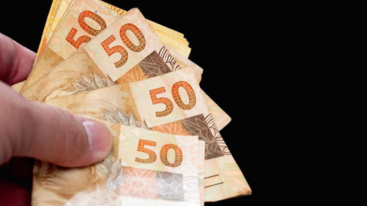 Saque de R$ 1 mil do FGTS Saque de R$ 1 mil do FGTS