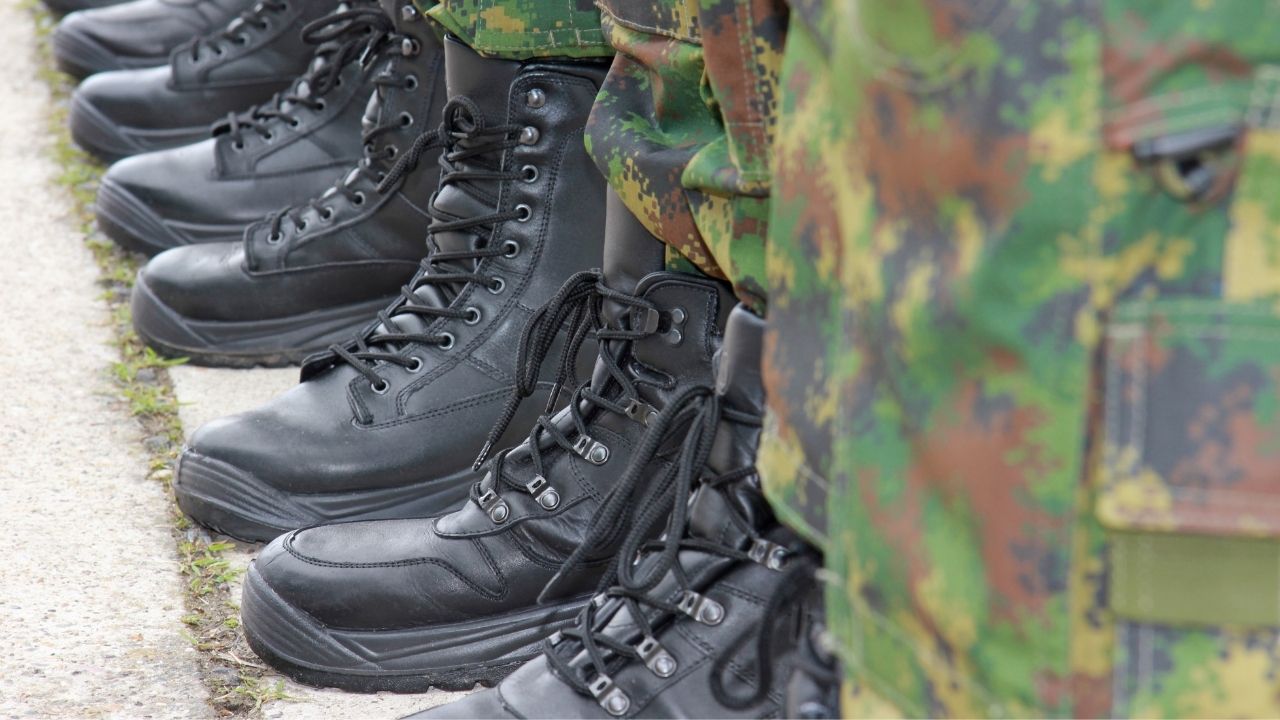 o que é lei marcial