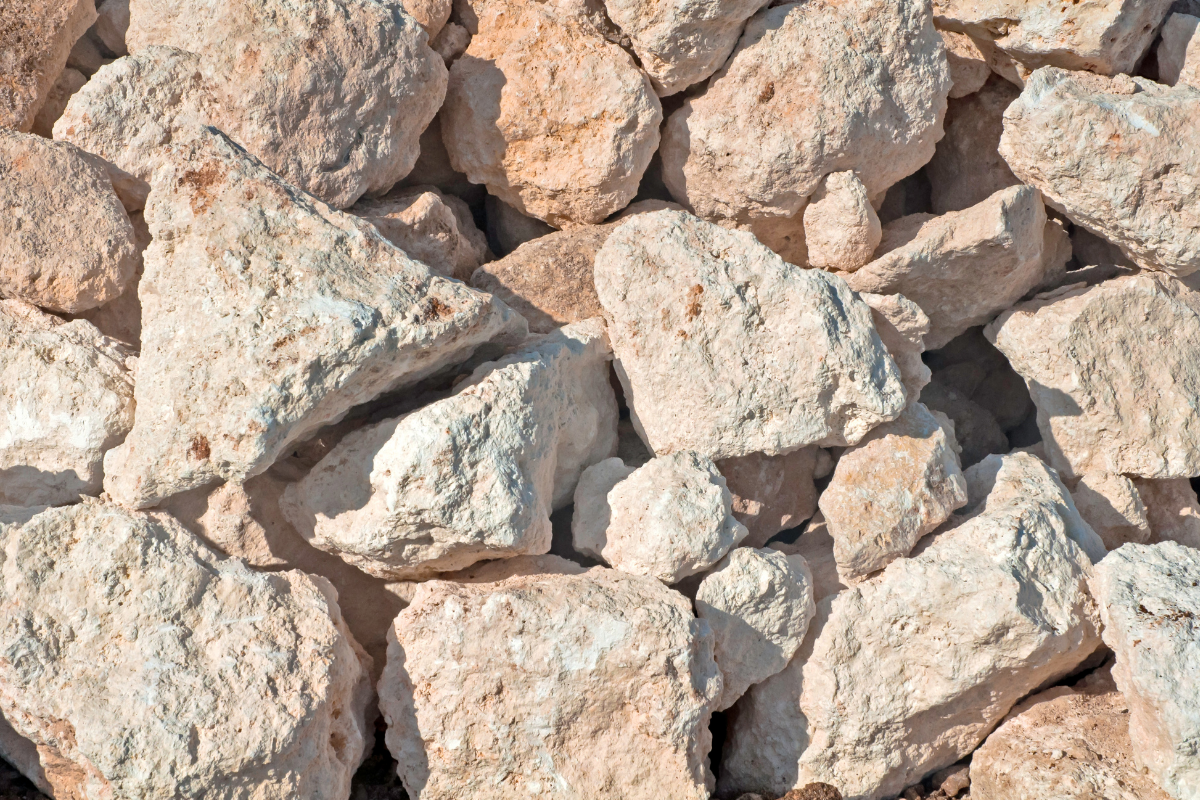 Como usar calcário na horta