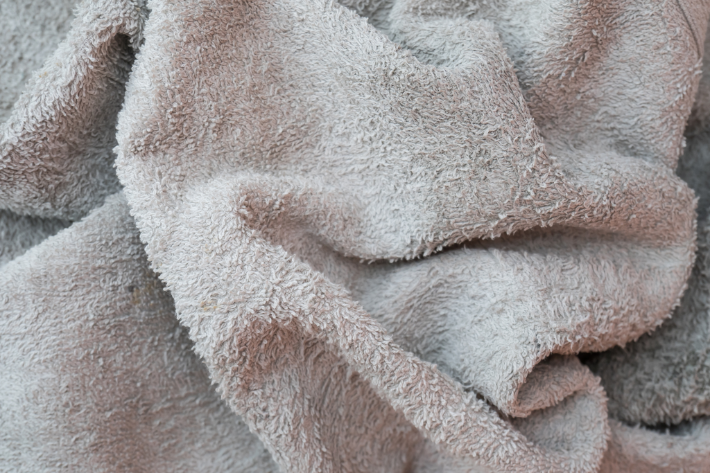 Misturinha caseira para desencardir toalha de banho: Confira!