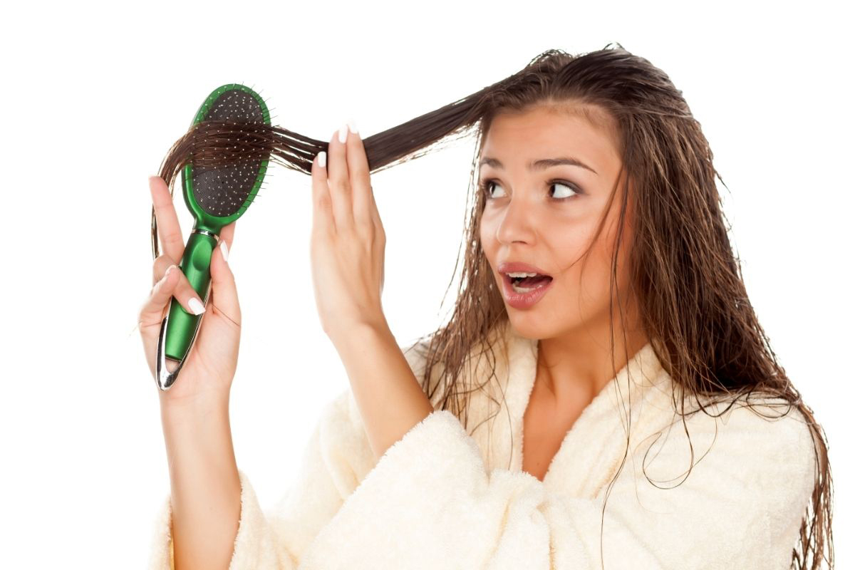 5 erros que destroem os cabelos - Reprodução Canva Pró