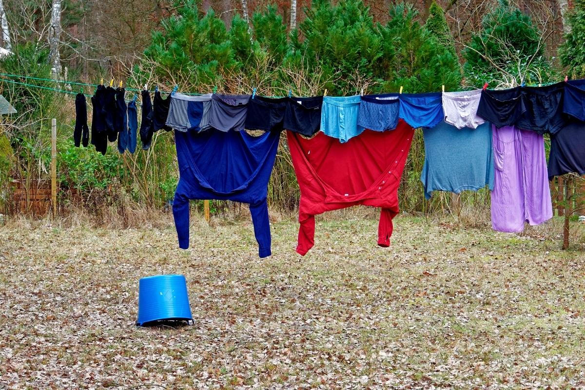 Como secar roupas mais rápido em dias chuvosos (1)