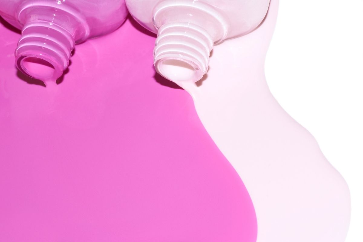 Cor pink: a tendência para os esmaltes de unha