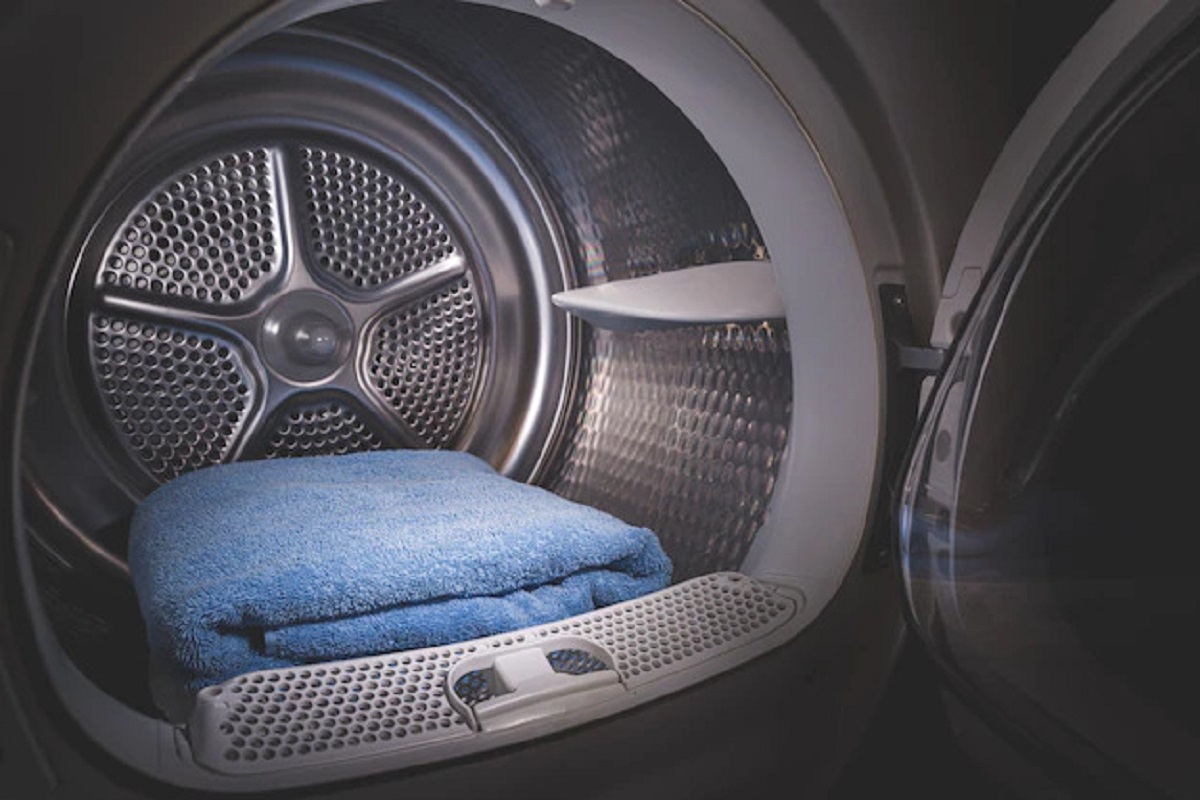 Como tirar sujeiras profundas da secadora de roupa – Passo a passo para limpar e funcionar perfeitamente Foto: Freepik
