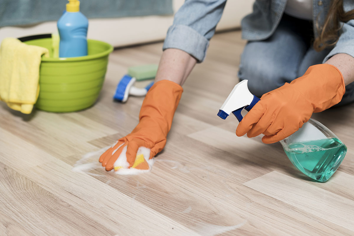 Limpa piso caseiro veja como preparar e se surpreenda com o resultado - Reprodução Freepik