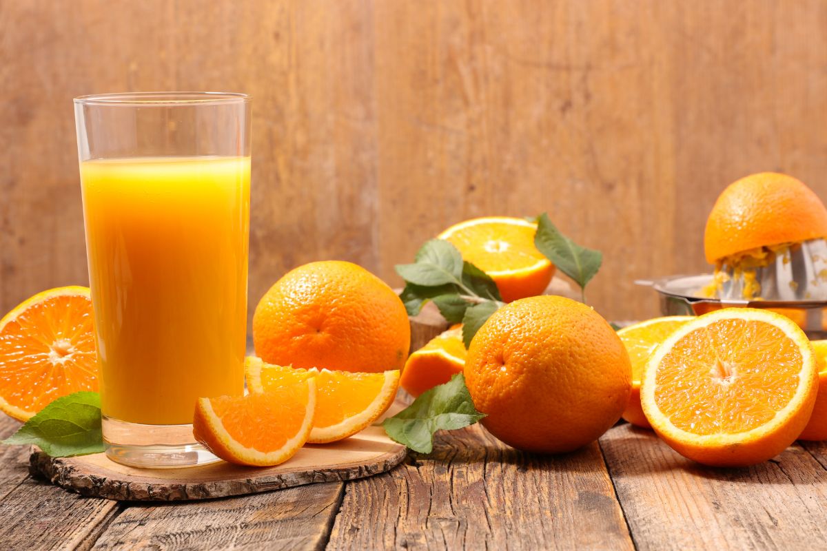 escolher laranjas com muito suco - Reprodução Canva