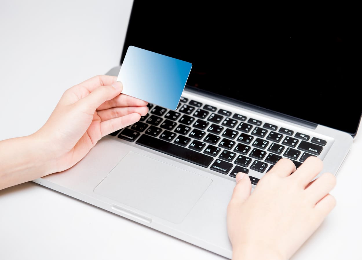 Vai fazer cartão de crédito pela Internet? Precisa de fácil aprovação? Listamos 3 opções