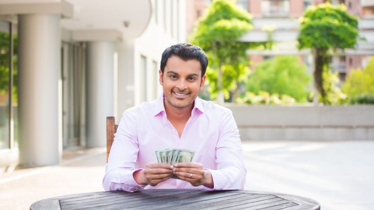 Como sacar FGTS retido por pedido de demissão? Entenda  Poder Economico