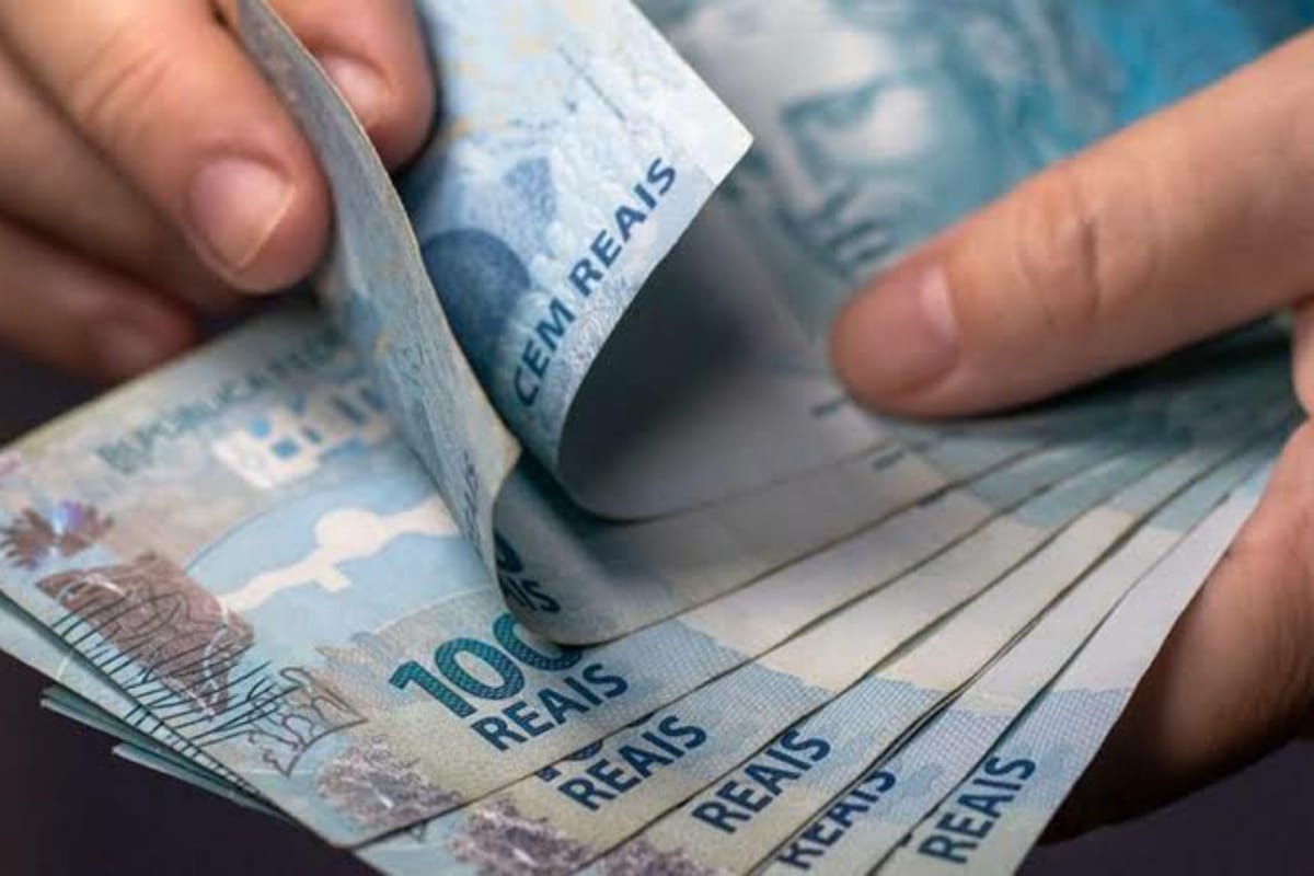 A Liderança Capitalização possui seu título de pagamento único, tendo o preço de R$ 12,00