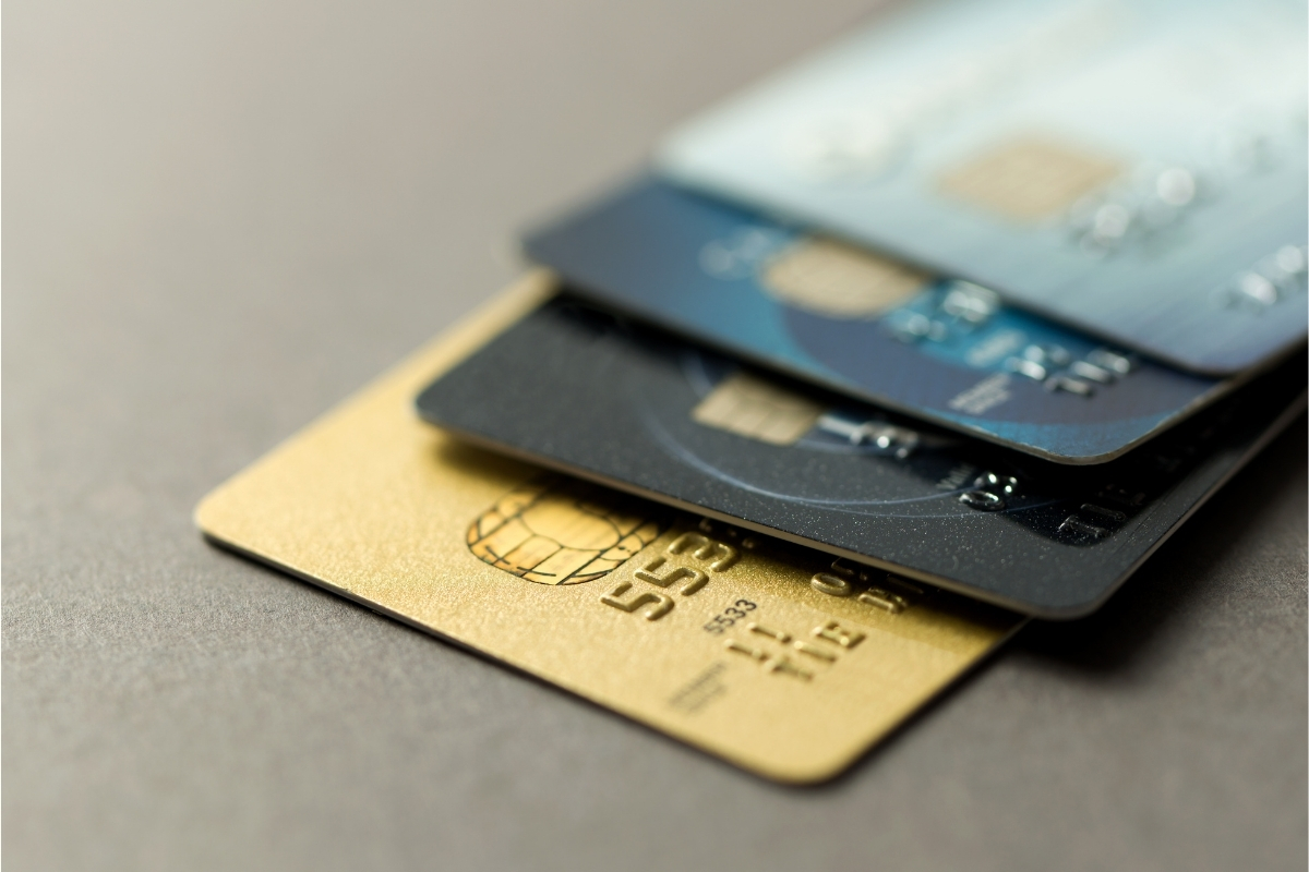 5 cartões de crédito sem anuidade: confira as opções antes de escolher o seu