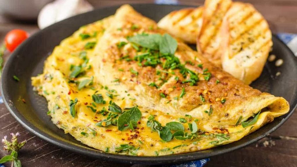 Omelete com espinafre para o jantar