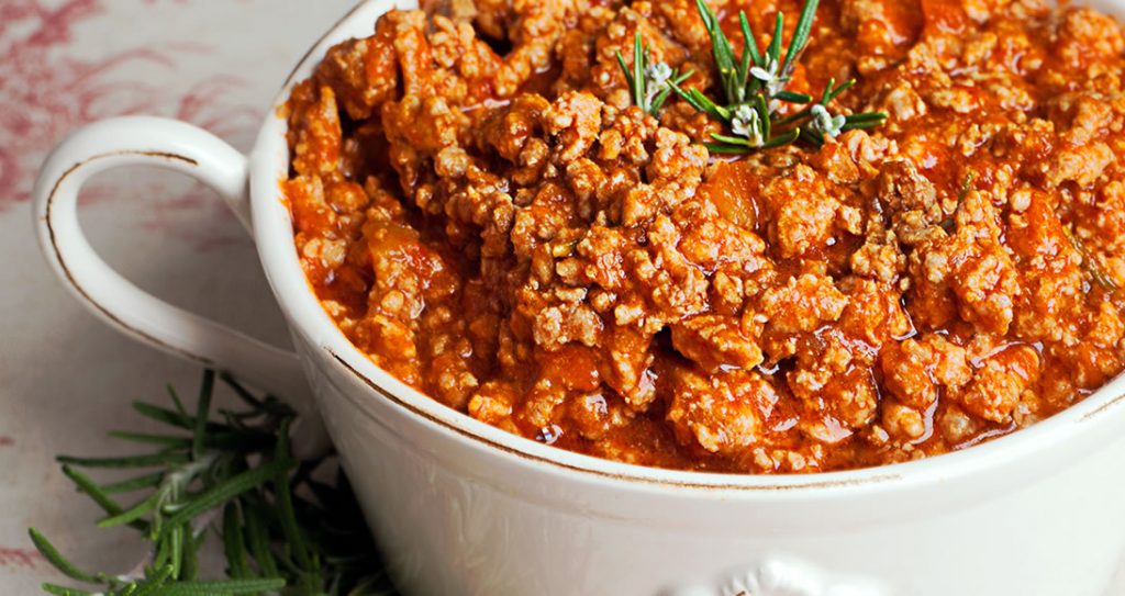 Molho à bolonhesa perfeito: aprenda a receita original - Receitas Fáceis