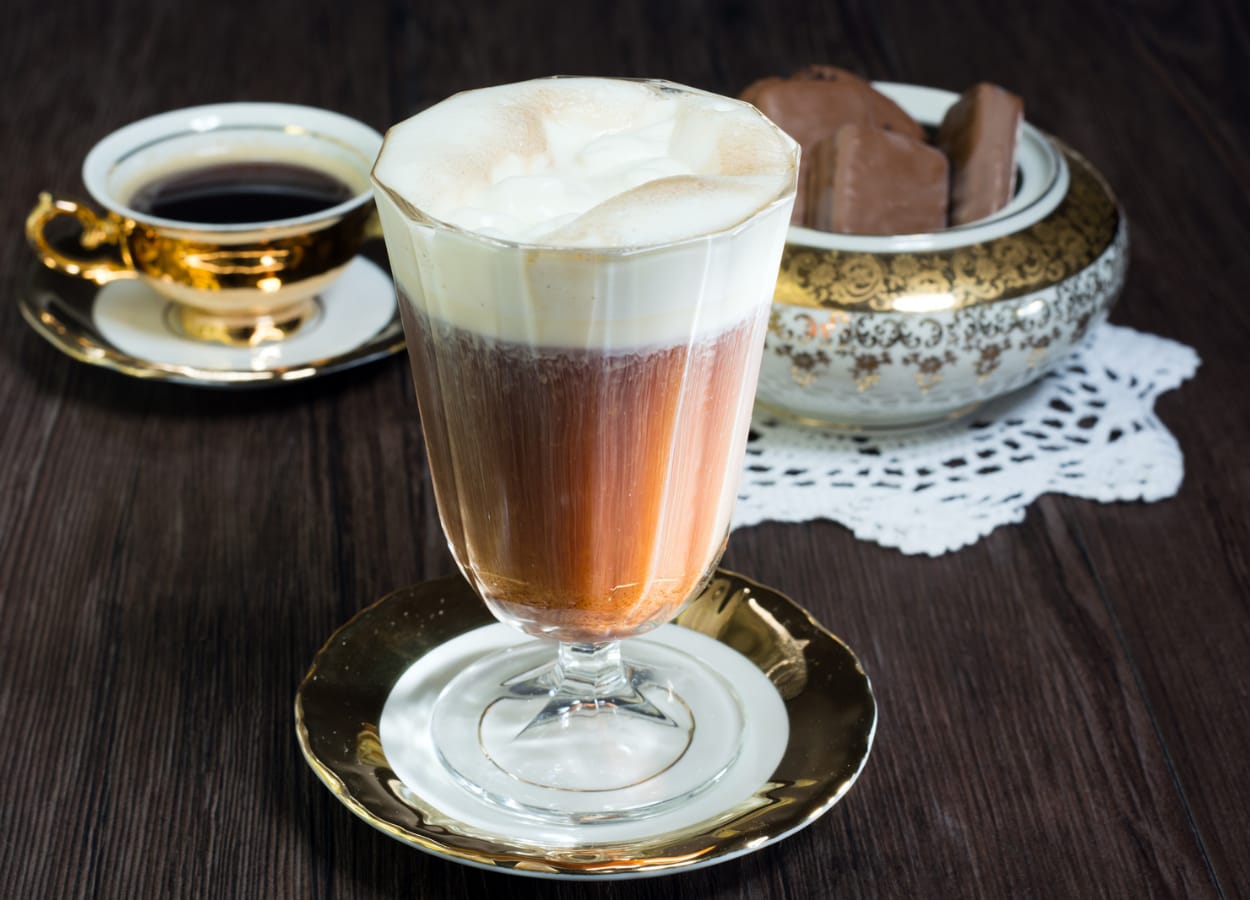 Irish Coffee: a bebida mista perfeita para aquecer e revigorar; conheça